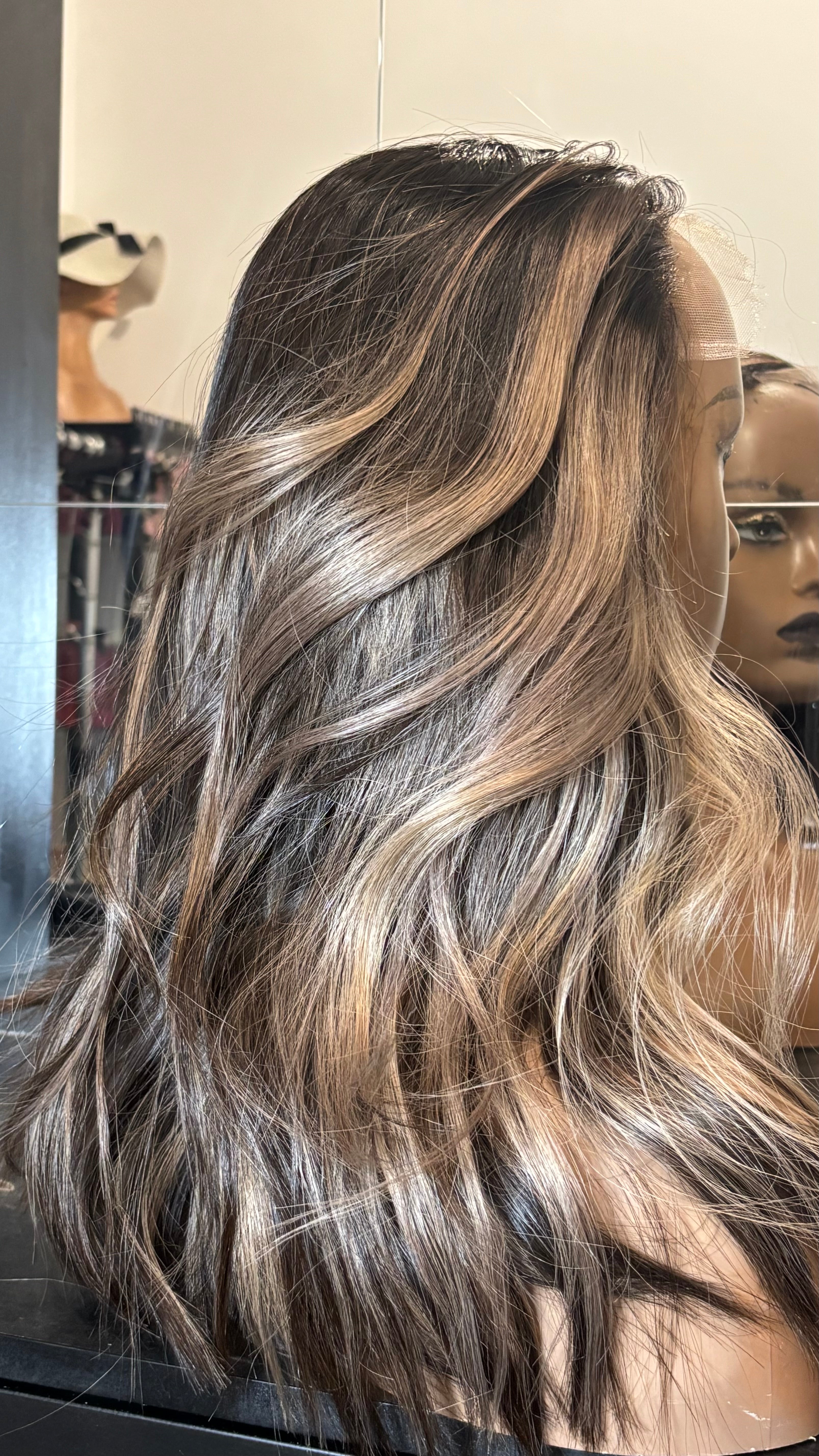 Selected Variant Image